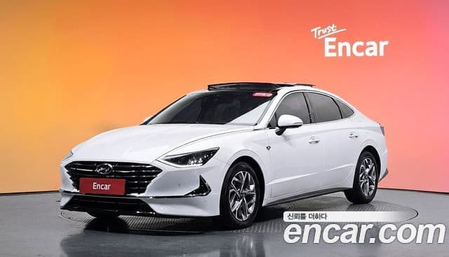 Hyundai Sonata (DN8) 1