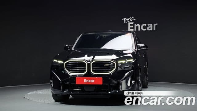 BMW XM (G09) 3