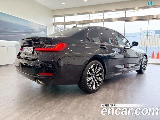 BMW 3 Series (G20) 2
