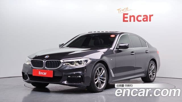 BMW 5 Series (G30)