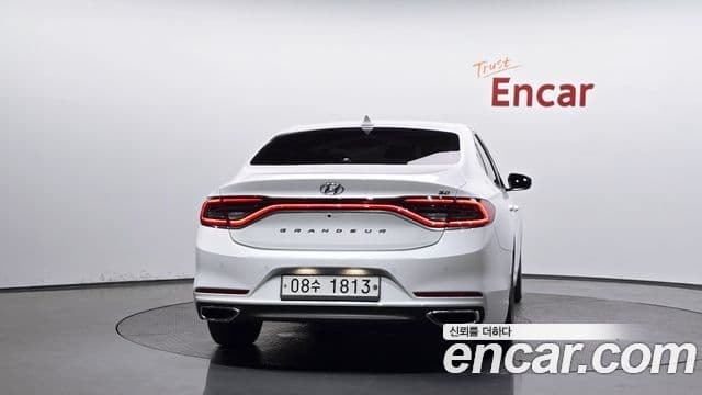 Hyundai Grandeur IG 4