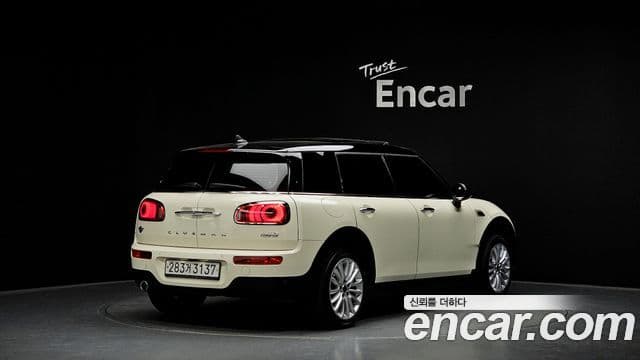 MINI Cooper Clubman 2