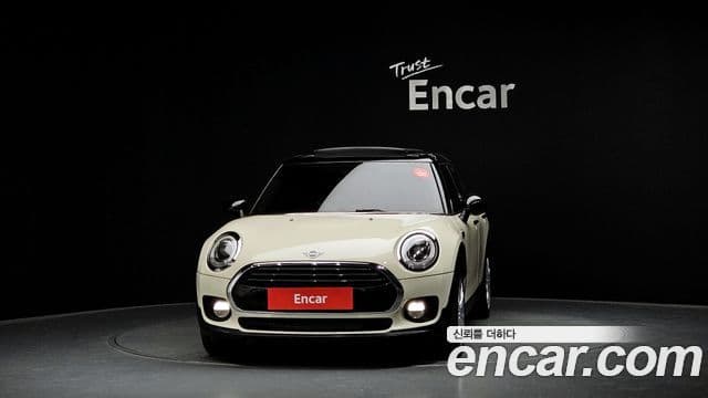 MINI Cooper Clubman 3