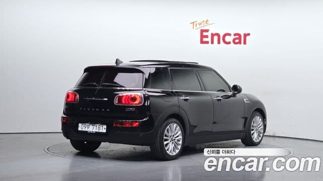 MINI Cooper Clubman 2