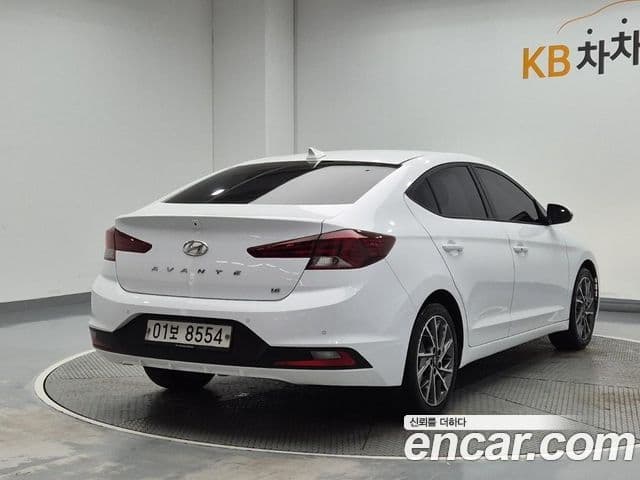 Hyundai The New Avante AD 2