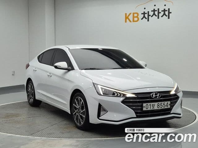 Hyundai The New Avante AD 3