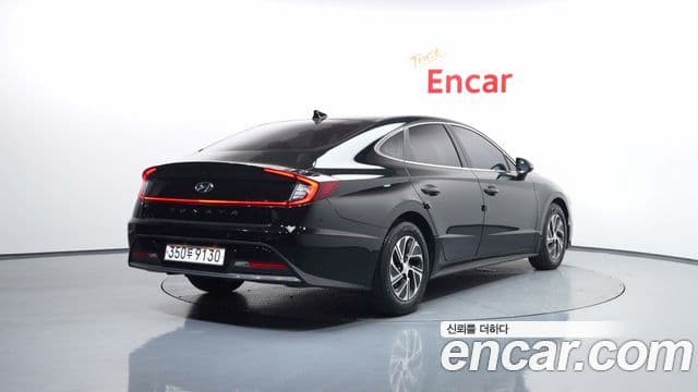 Hyundai Sonata Hybrid (DN8) 2