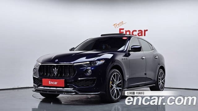 Maserati Levante — 1