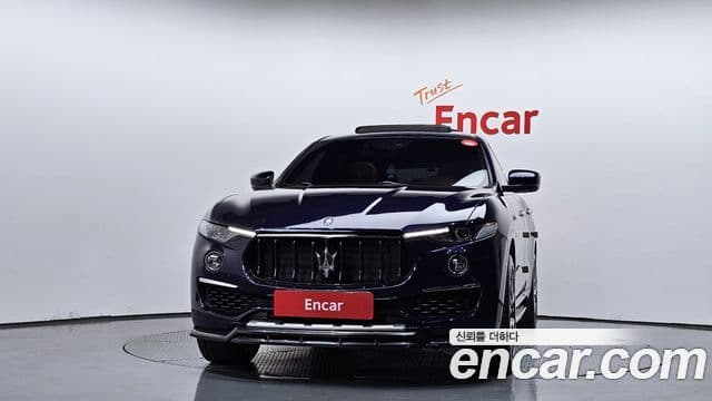 Maserati Levante 2