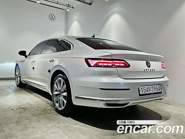 Volkswagen Arteon 2