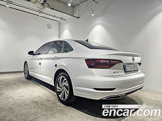 Volkswagen Jetta 7th Gen 2