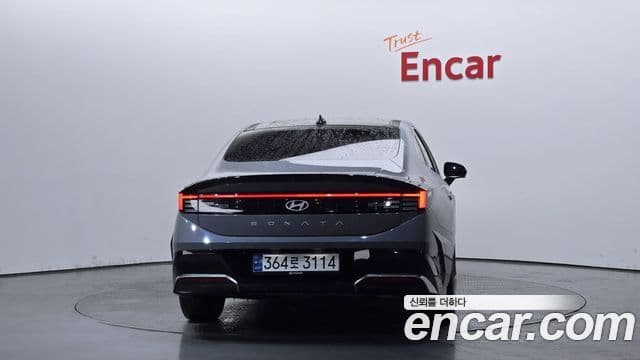 Hyundai Sonata The Edge Hybrid (DN8) 3