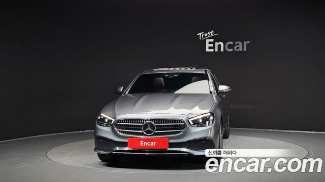 Mercedes-Benz E-Class W213 2