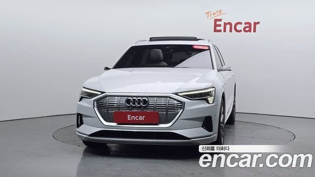 Audi e-tron 3