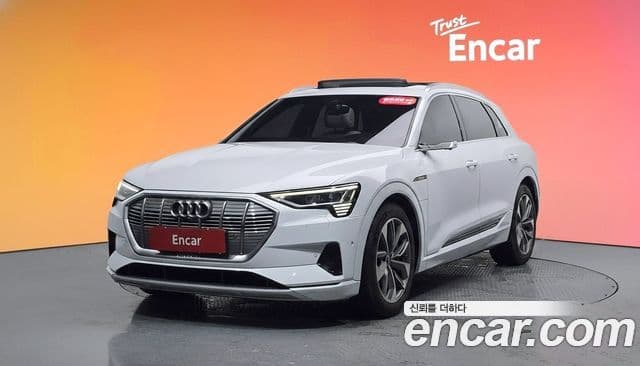 Audi e-tron 1