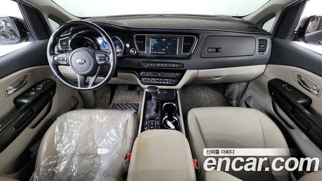 Kia The New Carnival 4