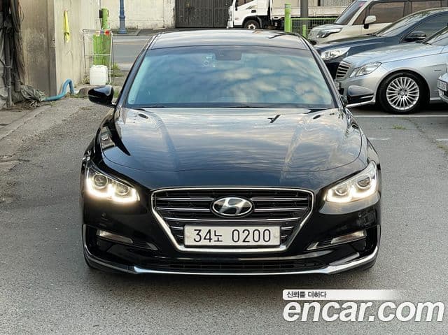 Hyundai Grandeur IG 2