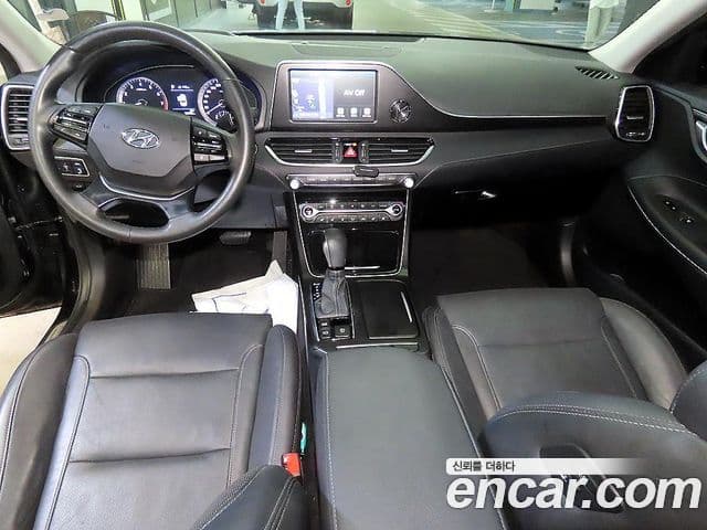 Hyundai Grandeur IG 4