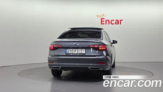 Volkswagen Jetta 7th Gen 3