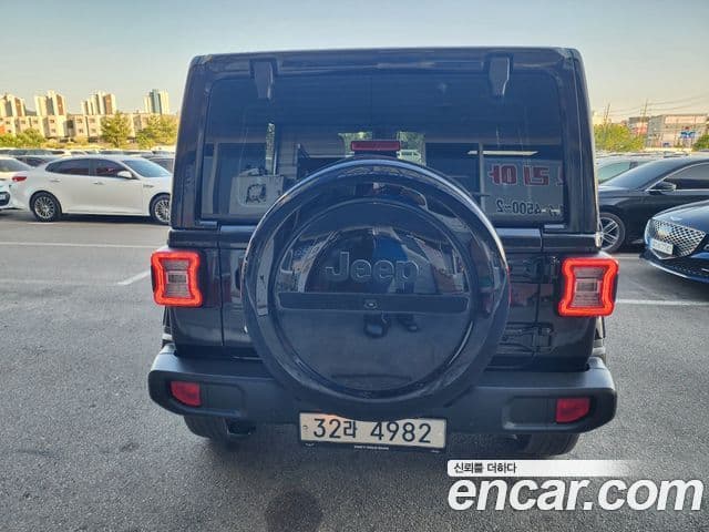 Jeep Wrangler (JL) 4