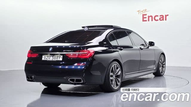 BMW 7 Series (G11) 2