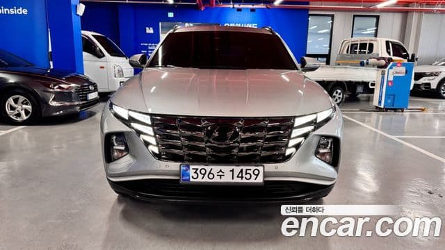Hyundai Tucson (NX4) 2