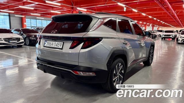 Hyundai Tucson (NX4) 4