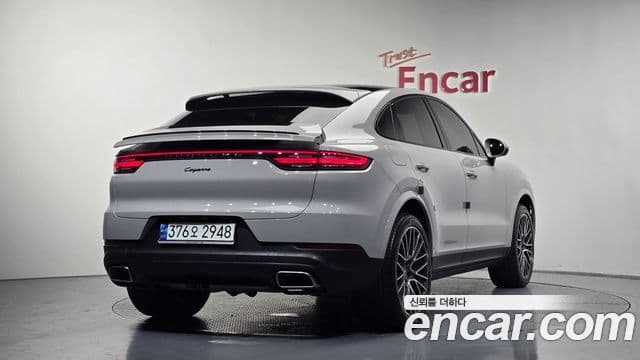Porsche Cayenne (PO536) 2