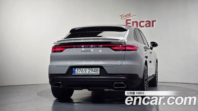 Porsche Cayenne (PO536) 4