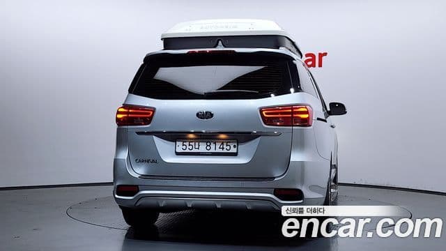 Kia The New Carnival 4