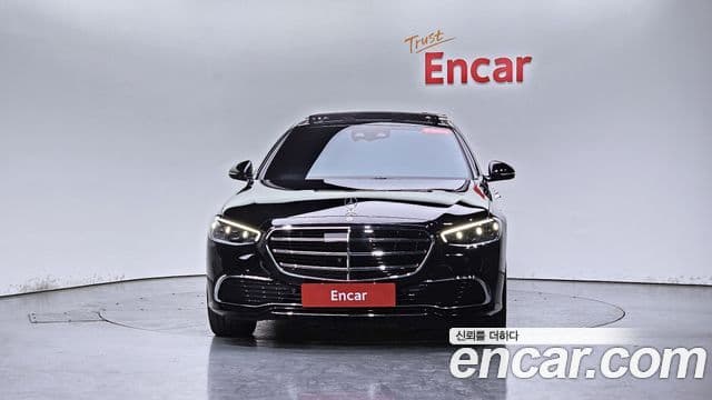 Mercedes-Benz S-Class W223 2