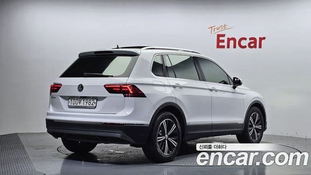 Volkswagen Tiguan 2nd Gen 2
