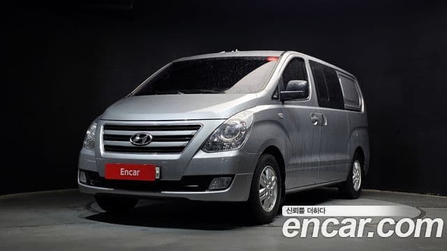 Hyundai Grand Starex 1