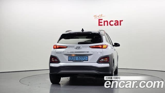 Hyundai Kona Electric 4