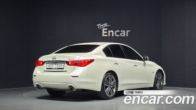 Infiniti Q50 2