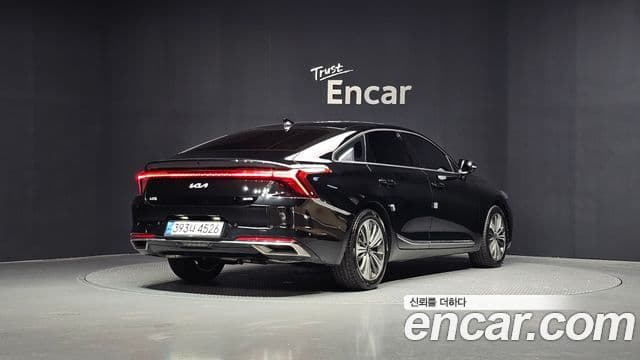 Kia K8 Hybrid 2