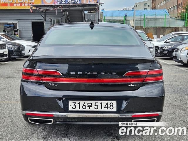 Genesis G90 2