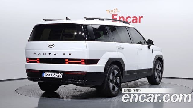 Hyundai Santa Fe (MX5) 2