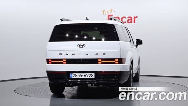 Hyundai Santa Fe (MX5) 4
