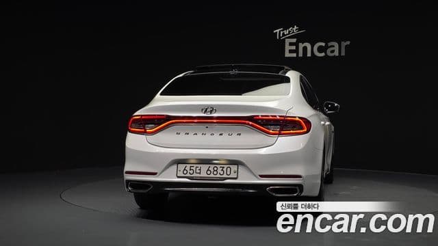 Hyundai Grandeur IG 4
