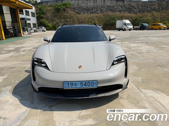 Porsche 타이칸 2