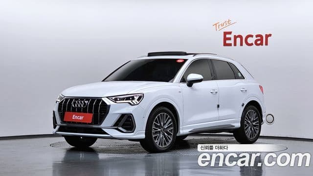 Audi Q3 (F3)