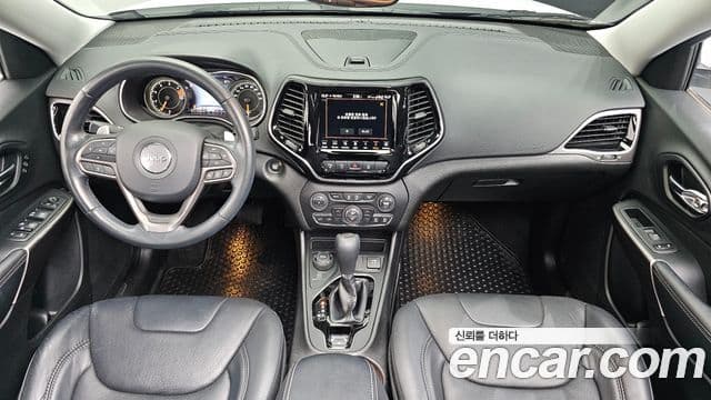 Jeep Cherokee (KL) 4
