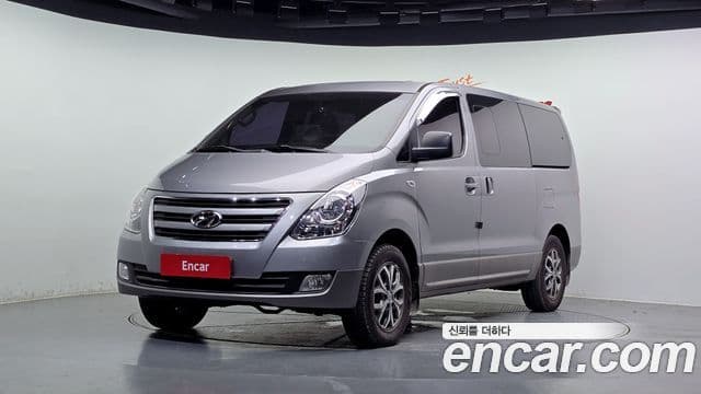 Hyundai Grand Starex 1