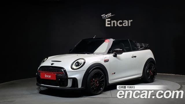 MINI Cooper S Convertible 1