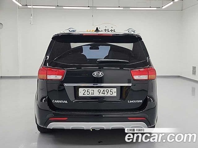 Kia All New Carnival 3