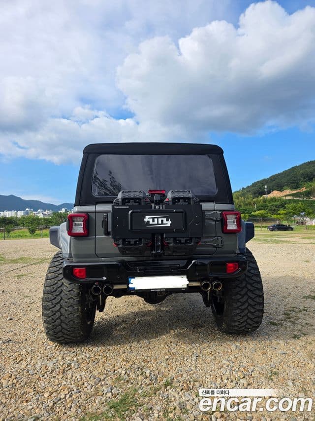 Jeep Wrangler (JL) 4