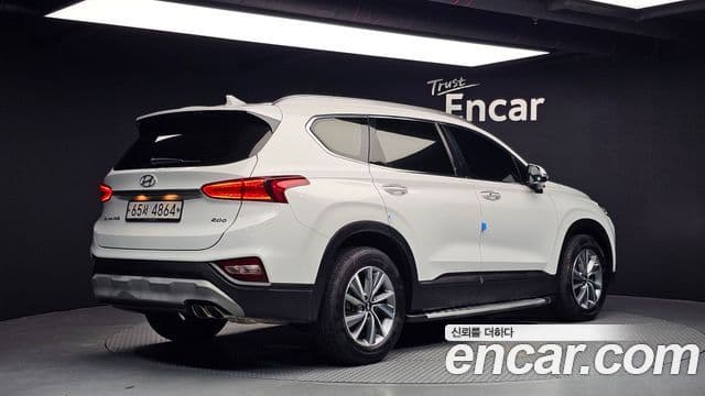 Hyundai Santa Fe TM 2