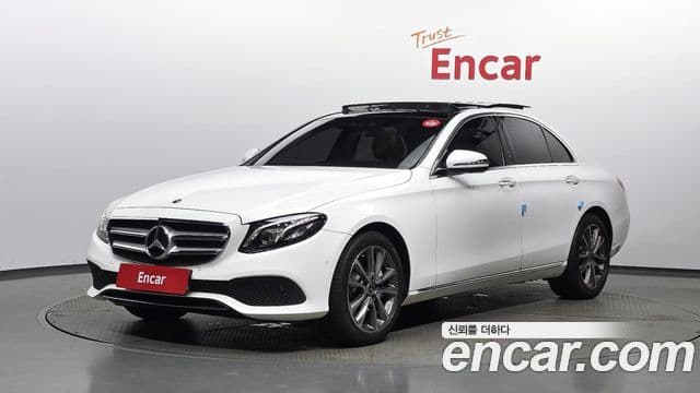 Mercedes-Benz E-Class W213 1
