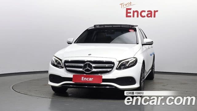Mercedes-Benz E-Class W213 3